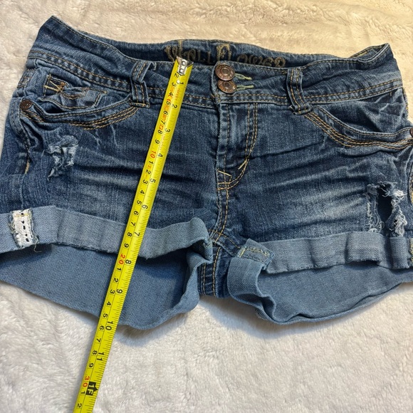 BUNDLE of Wallflower Jean Shorts 3 Size 3 Jrs Blue Denim Short Shorts Trio Set - Picture 10 of 16